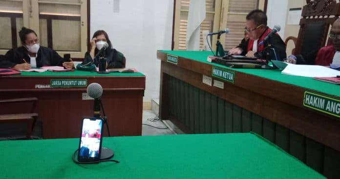 pengendara_sepeda_motor_tewas_karena_senggol_truk_tangki_sopir_divonis_bebas