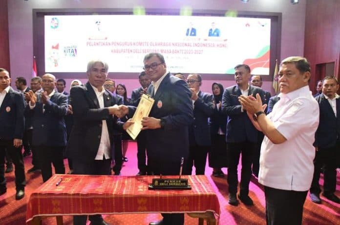 pengurus_koni_deli_serdang_periode_2023_2027_dilantik_bupati_koni_bertanggung_jawab_membina_olahraga