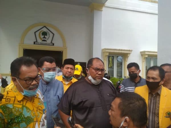 pengurus_pro_ijeck_walk_out_saat_rapat_pembentukan_panitia_musda_golkar_sumut