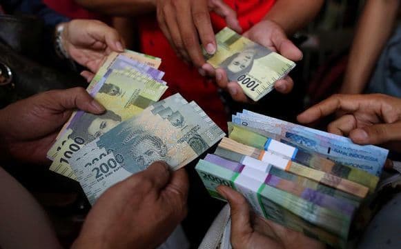 pengusaha_boleh_cicil_dan_tunda_thr_pekerja_tapi