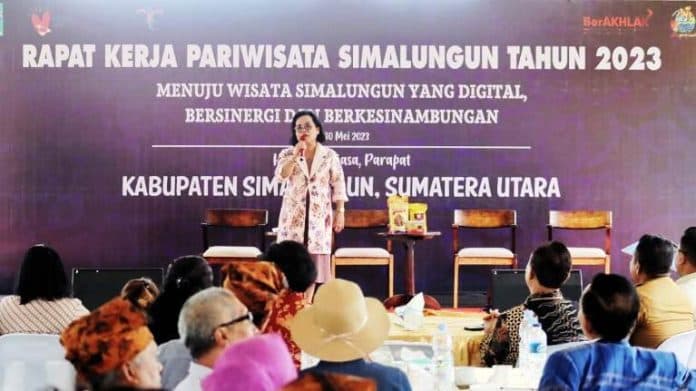 pengusaha_dan_pelaku_umkm_simalungun_harus_siap_berinovasi