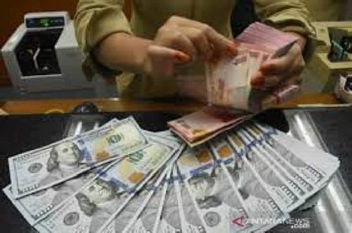 peningkatan_kasus_corona_berpotensi_tekan_rupiah