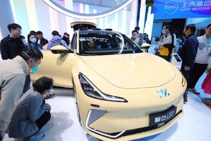 penjualan_nev_melejit_seiring_pesatnya_pertumbuhan_industri_di_china