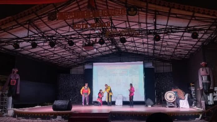 pentas_seni_medan_tampilkan_ketoprak_dor_sumut_pada_hari_terakhir