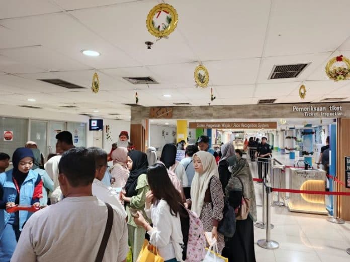 penumpang_kai_divre_i_sumut_capai_70360_seminggu_belakangan