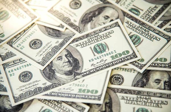 penurunan_global_imbal_obligasi_dolar_as_melemah_di_bursa_internasional