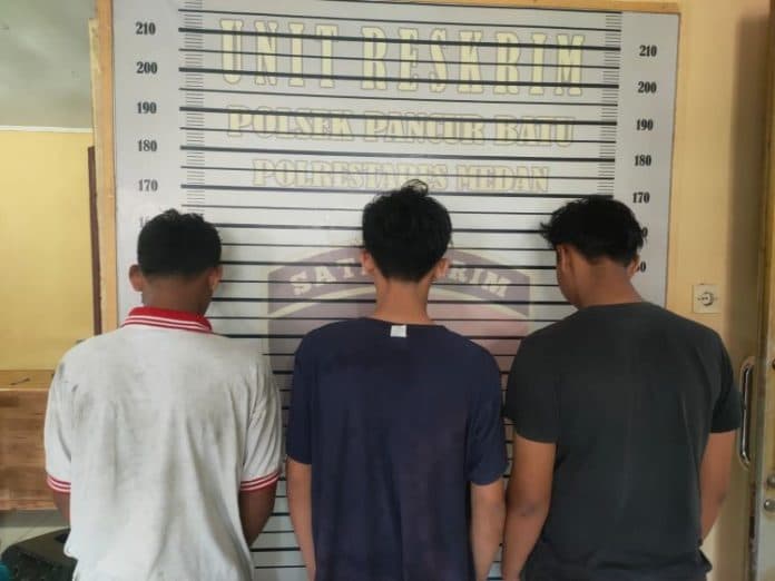 penusukan_pesepeda_di_durin_tonggal_ini_identitas_keenam_pelaku