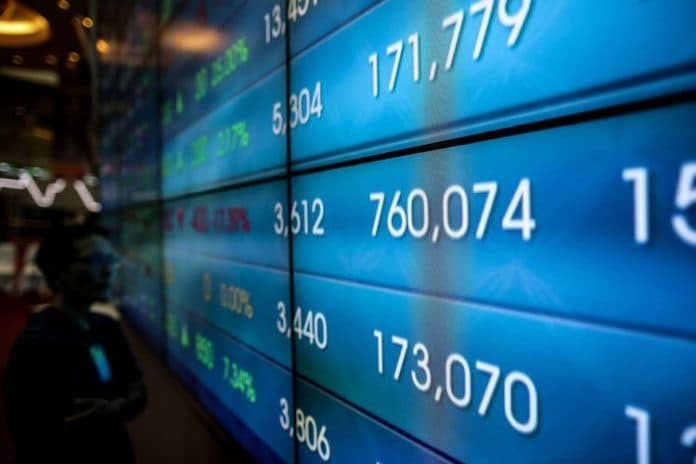 penutupan_perdagangan_ihsg_dan_rupiah_sama_sama_turun_tipis