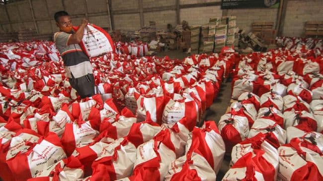 penyaluran_bansos_pada_warga_terdampak_covid_19_pakai_data_tahun_2015