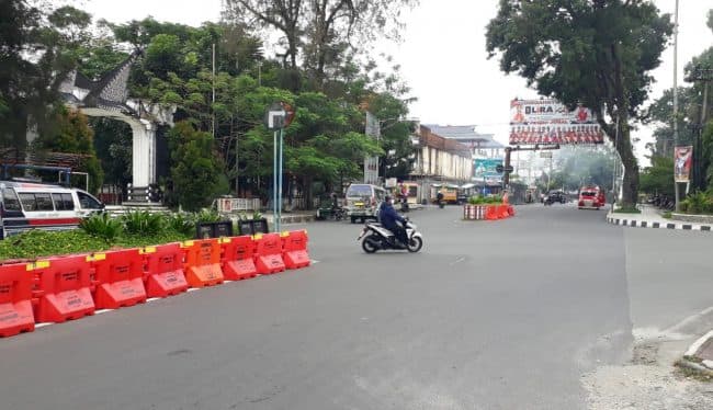 penyekatan_jalan_di_siantar_dibebaskan_sementara