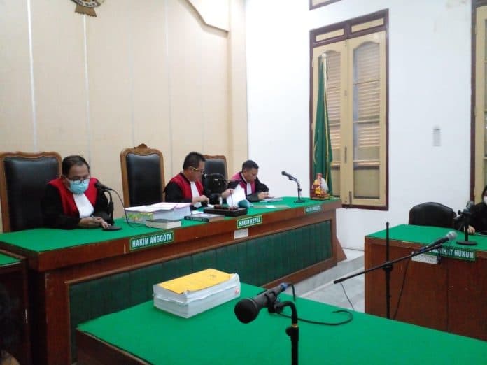 penyelewengan_dana_debitur_bri_mantri_divonis_5_tahun