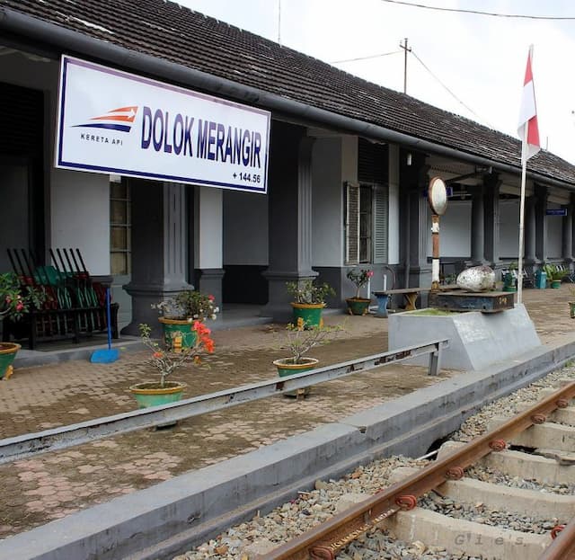 per_1_desember_tiga_stasiun_ka_di_sumut_kembali_layani_naik_turun