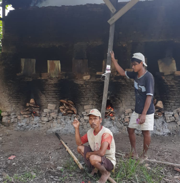 perajin_batu_bata_di_deli_serdang_menjerit_ini_pemicunya