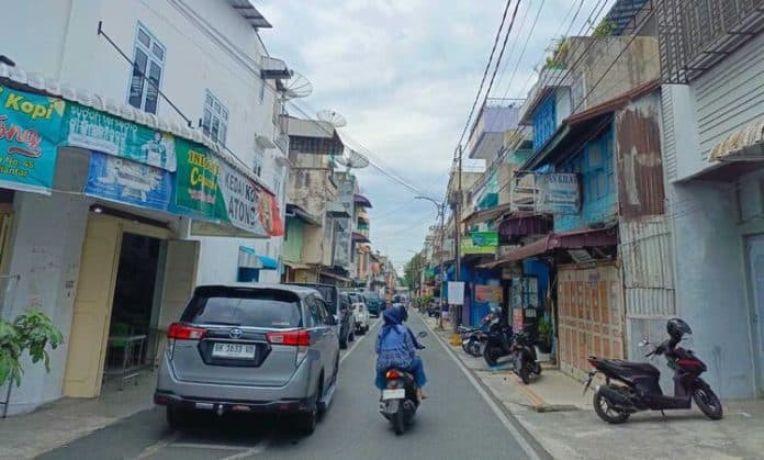 peralihan_arus_jalan_cipto_tidak_tepat_dishub_siantar_diminta_fokus_bereskan_parkir_berlapis