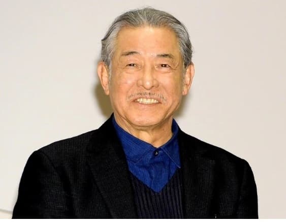 perancang_jepang_issey_miyake_meninggal_di_usia_84_tahun