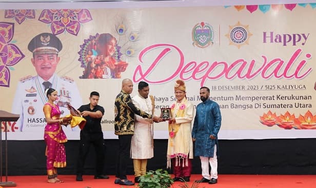 perayaan_deepavali_di_sumut_magnet_wisata_baru