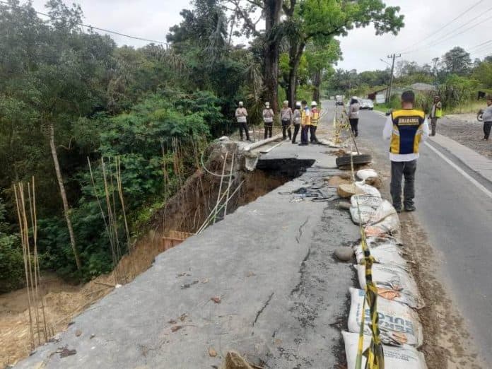 perbaikan_jalan_nasional_siantar_parapat_ditargetkan_rampung_sebelum_libur_nataru