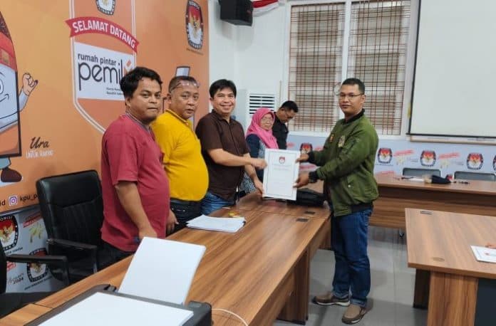 perbaikan_kedua_hendra_kiswandi_serahkan_20548_dokumen_syarat_dukungan