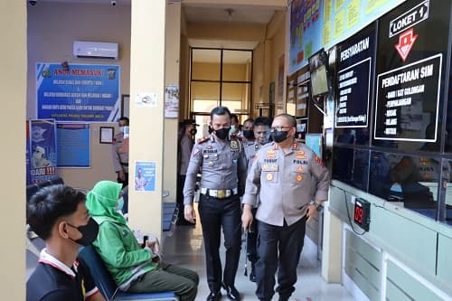 perdana_tugas_akbp_yusuf_periksa_9_ruangan_polres_tanjungbalai