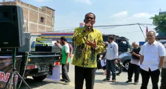 peredaran_narkoba_marak_anggota_dprd_sumut_unjuk_rasa_tunggal_di_mapoldasu
