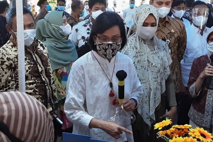 perempuan_bisa_tingkatkan_ekonomi_global_hingga_12_triliun_dolar_as_menkeu_beberkan_caranya