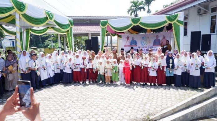 peringatan_hardiknas_di_kota_padangsidimpuan_berjalan_sangat_sederhana