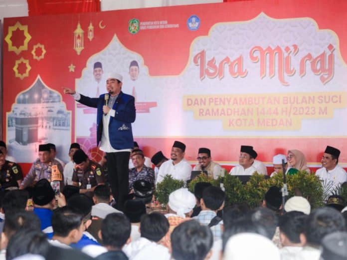 peringatan_isra_miraj_1444_h_bobby_nasution_jaga_keluarga_kita_dari_penyalahgunaan_narkoba