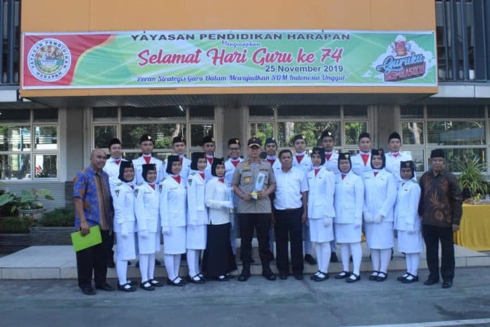 peringati_hari_guru_wakapoldasu_sisihkan_dana_untuk_tes_narkoba_murid