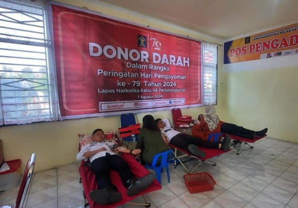peringati_hari_pengayoman_ke_79_lapas_narkotika_kelas_iia_pematangsiantar_gelar_donor_darah