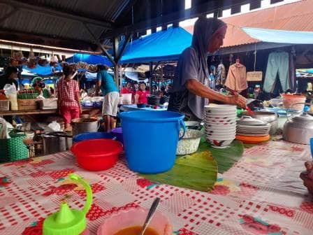 perjuangan_penjual_lontong_sayur_di_simalungun_optimis_sekolahkan_anak_hingga_perguruan_tinggi