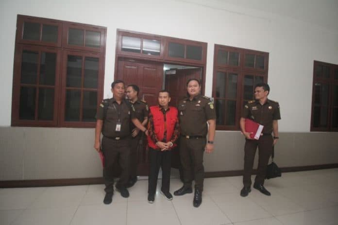 perkara_dugaan_korupsi_pip_kejatisu_tahan_ketua_stkip_al_maksum_langkat