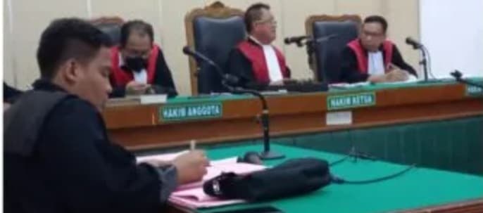 perkara_korupsi_rp746_juta_ketua_tim_manajemen_dana_bos_madina_dituntut_75_tahun_penjara