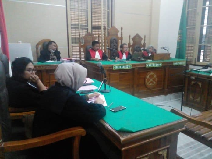 perkara_penipuan_rp57_m_terhadap_dirut_pt_cinta_raja_advokat_dibui_3_tahun