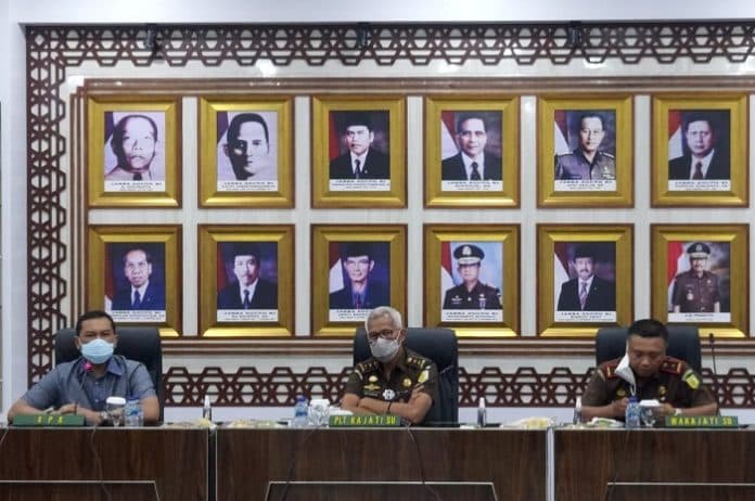 perkuat_sinergi_kejatisu_dan_kpk_gelar_rapat_koordinasi