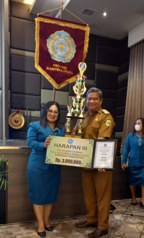 perlombaan_desa_binaan_program_paar_desa_boangmanalu_raih_juara_harapan_iii