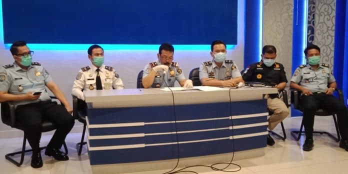 permohonan_pembuatan_paspor_menurun_drastis