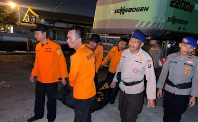 pernyataan_korban_selamat_kapal_pmi_tenggelam_kami_dihantam_ombak_besar