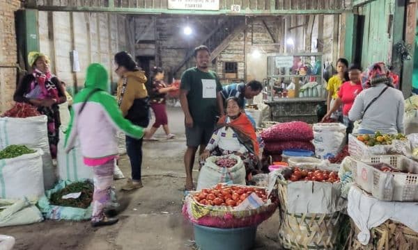 persaingan_antar_toke_picu_harga_bawang_merah_anjlok_pedagang_mati_modal