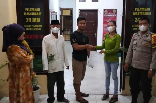 perselisihan_antar_warga_di_tebing_tinggi_bhabinkamtibmas_lakukan_problem_solving