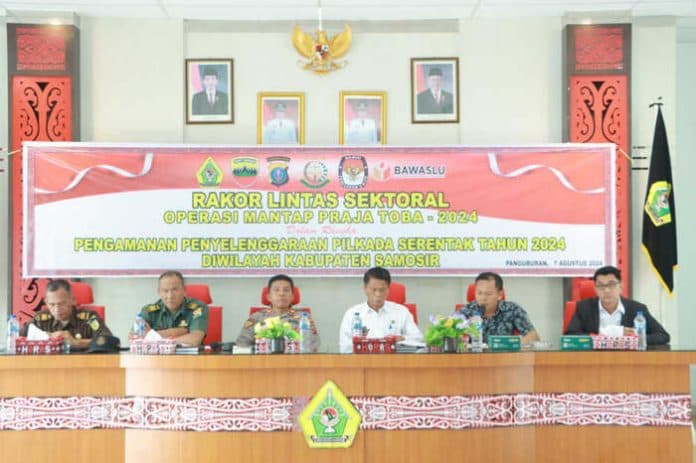 persiapan_pengamanan_pilkada_polres_samosir_gelar_rapat_lintas_sektoral