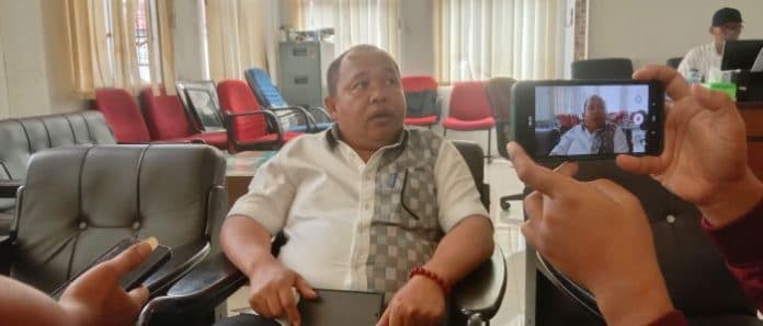 persoalan_pedagang_berjualan_di_depan_dprd_siantar_akan_dibahas_minggu_ini