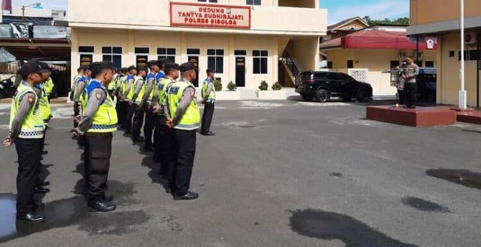 personel_polres_sibolga_diberangkatkan_bko_amankan_pilkades_di_madina