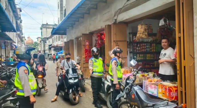 personel_samapta_polres_tebing_tinggi_patroli_di_kawasan_objek_vital