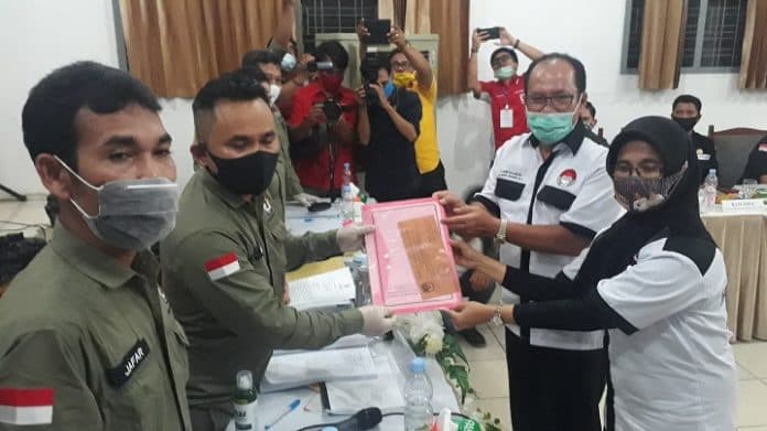 persyaratan_asner_susanti_sah_diterima_kpu_siantar