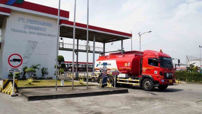 pertamina_catat_ada_19_kasus_pencurian_bbm_di_belawan_hingga_juli_2023