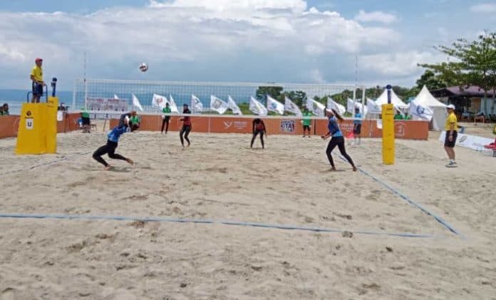 pertandingan_voli_pantai_pon_xxi_di_samosir_minim_penonton
