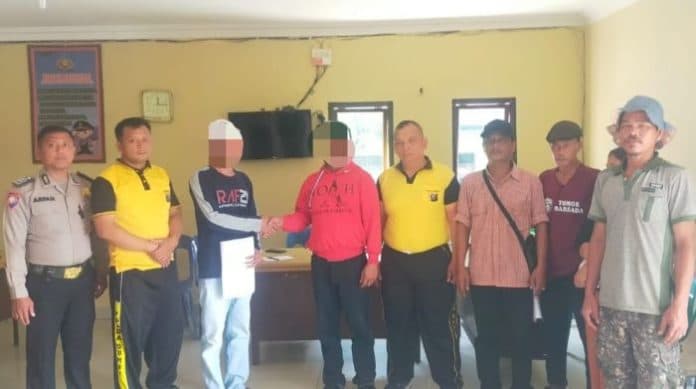 pertikaian_warga_akibat_beda_pendapat_dimediasi_polsek_simanindo
