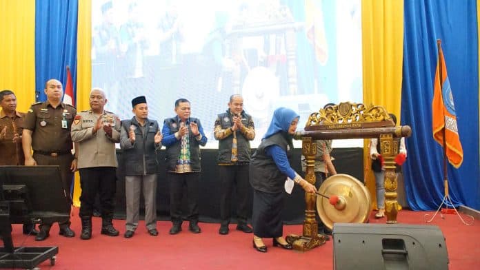 pertumbuhan_lapangan_usaha_transportasi_dan_pergudangan_di_labuhanbatu_meningkat_tinggi