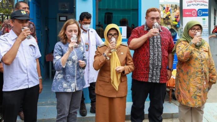 perumahan_meranti_permai_proyek_percontohan_zona_air_minum_prima_siap_dikonsumsi