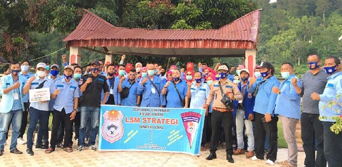 perwati_lsm_strategi_sumut_wisata_keluarga_ke_parapat